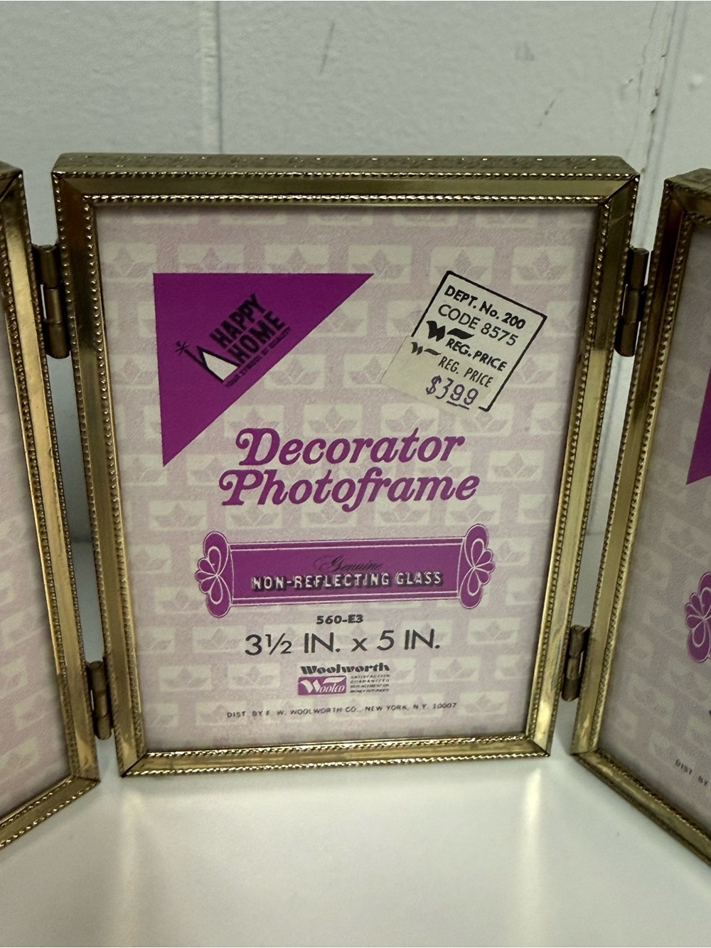 Vintage Goldtone Triple Hinged Picture Frame | Holds Three 3.5x5 Photos NOS NWT - Picture 5 of 12